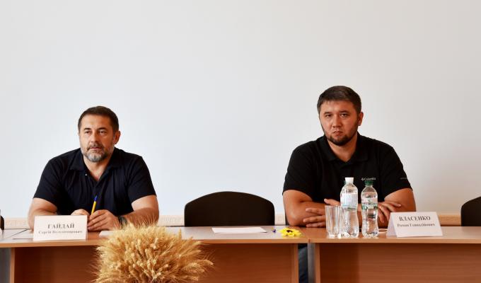 Попаснянський район відвідав очільник Луганської області Сергій Гайдай Попаснянський район відвідав очільник Луганської області Сергій Гайдай