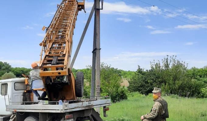 В Оріховому відновлено електропостачання В Оріховому відновлено електропостачання