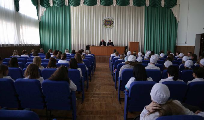 Юрій Гарбуз ініціював створення молодіжного дискусійного клубу Юрій Гарбуз ініціював створення молодіжного дискусійного клубу