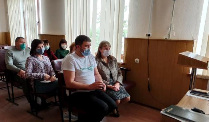 Голова Попаснянської райдержадміністрації Роман Власенко прийняв участь в онлайн-нараді з формування первинної ланки надання медичних послуг в громадах Попаснянського району. Голова Попаснянської райдержадміністрації Роман Власенко прийняв участь в онлайн-нараді з формування первинної ланки надання медичних послуг в громадах Попаснянського району.