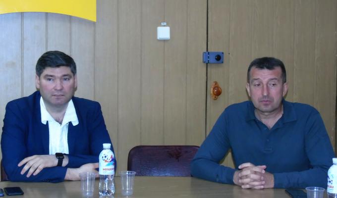 Відбулося екстрене засідання комісії ТЕБ та НС з питання ліквідації наслідків артобстрілу бойовиками села Троїцьке Відбулося екстрене засідання комісії ТЕБ та НС з питання ліквідації наслідків артобстрілу бойовиками села Троїцьке