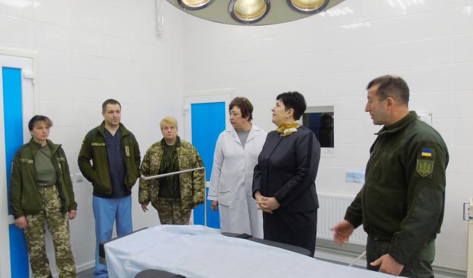 Сергій Шакун перевірив готовність до роботи оперблоку та палати інтенсивної терапії у Гірській лікарні Сергій Шакун перевірив готовність до роботи оперблоку та палати інтенсивної терапії у Гірській лікарні