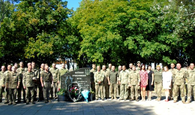 Пройшли районні урочистості з нагоди Дня пам’яті захисників України, які загинули в боротьбі за незалежність, суверенітет і територіальну цілісність держави Пройшли районні урочистості з нагоди Дня пам’яті захисників України, які загинули в боротьбі за незалежність, суверенітет і територіальну цілісність держави