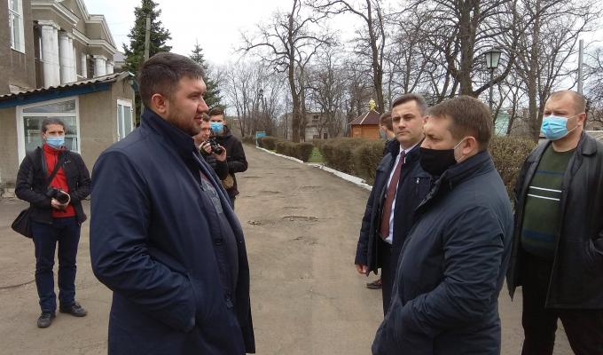 15 квітня у Попасній з робочим візитом побував голова Луганської облдержадміністрації – керівник обласної військово-цивільної адміністрації Сергій Гайдай 15 квітня у Попасній з робочим візитом побував голова Луганської облдержадміністрації – керівник обласної військово-цивільної адміністрації Сергій Гайдай
