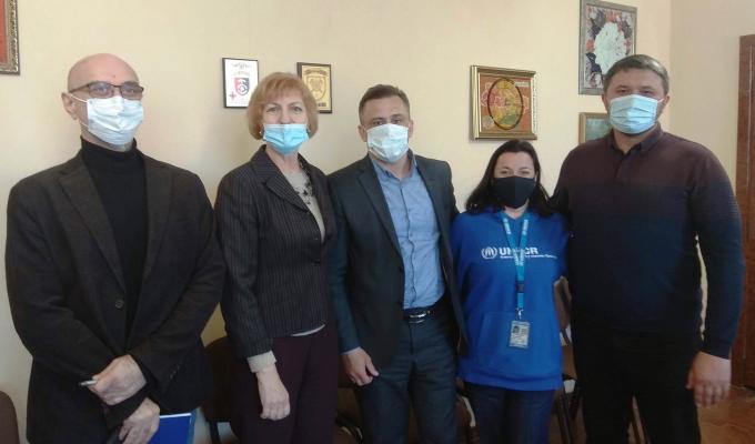 Роман Власенко: Завдяки співпраці з Агентством ООН у справах біженців ми сподіваємось покращити умови проживання та життєдіяльності людей на прифронтових територіях Роман Власенко: Завдяки співпраці з Агентством ООН у справах біженців ми сподіваємось покращити умови проживання та життєдіяльності людей на прифронтових територіях