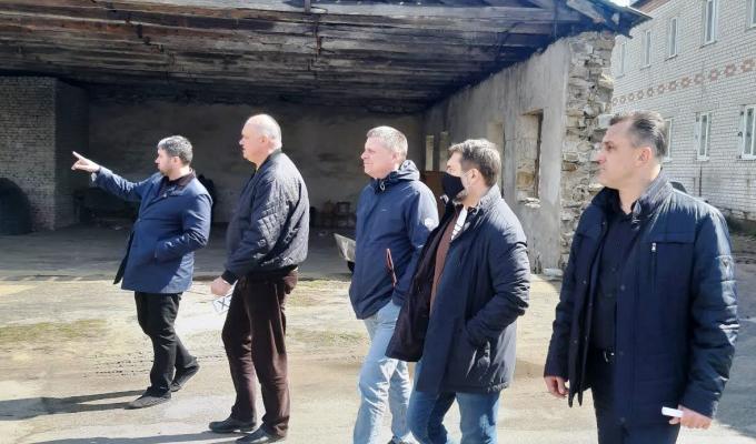 Для Попаснянського районного водоканалу придбано аварійно-вахтовий автомобіль Для Попаснянського районного водоканалу придбано аварійно-вахтовий автомобіль