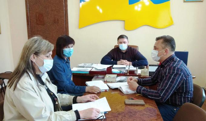 Проведення вакцинації від COVID-19 обговорили у Сєвєродонецькій РДА Проведення вакцинації від COVID-19 обговорили у Сєвєродонецькій РДА
