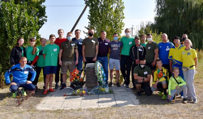 На Попаснянщині відбувся патріотичний забіг в пам’ять про загиблих воїнів