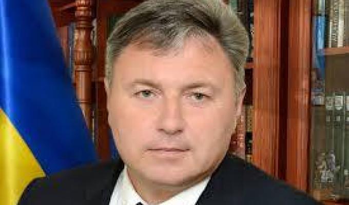 Привітання голови Луганської обласної державної адміністрації – керівника обласної військово-цивільної адміністрації Юрія ГАРБУЗА з Днем Конституції України Привітання голови Луганської обласної державної адміністрації – керівника обласної військово-цивільної адміністрації Юрія ГАРБУЗА з Днем Конституції України