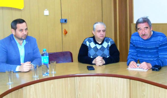 З нагоди Дня вшанування учасників ліквідації наслідків аварії на Чорнобильській АЕС відбувся "круглий стіл" З нагоди Дня вшанування учасників ліквідації наслідків аварії на Чорнобильській АЕС відбувся "круглий стіл"
