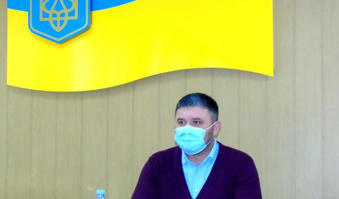 Після послаблення карантинних заходів голова Попаснянської райдержадміністрації Роман Власенко провів розширену апаратну нараду Після послаблення карантинних заходів голова Попаснянської райдержадміністрації Роман Власенко провів розширену апаратну нараду