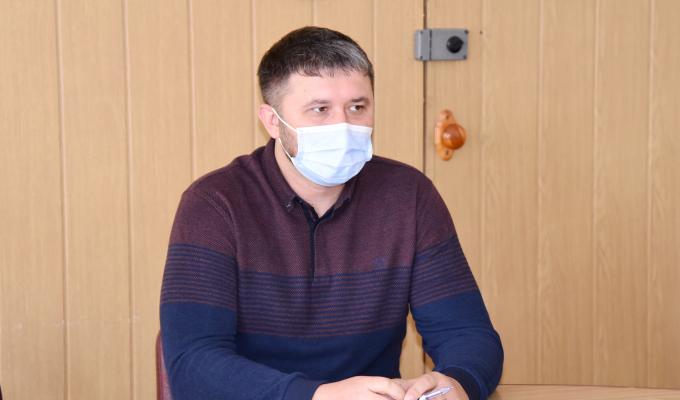 Роман Власенко провів нараду з керівниками структурних підрозділів райдержадміністрації Роман Власенко провів нараду з керівниками структурних підрозділів райдержадміністрації