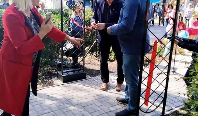 Голова Попаснянської райдержадміністрації Роман Власенко побував на святкуванні Дня селища у Врубівці Голова Попаснянської райдержадміністрації Роман Власенко побував на святкуванні Дня селища у Врубівці