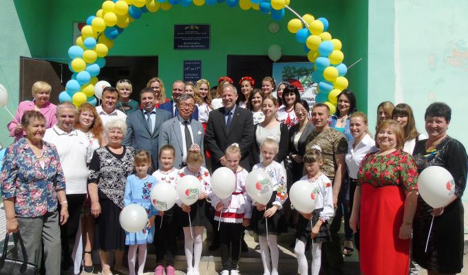 За підтримки уряду Японії на Попаснянщині модернізовано бібліотечну систему За підтримки уряду Японії на Попаснянщині модернізовано бібліотечну систему