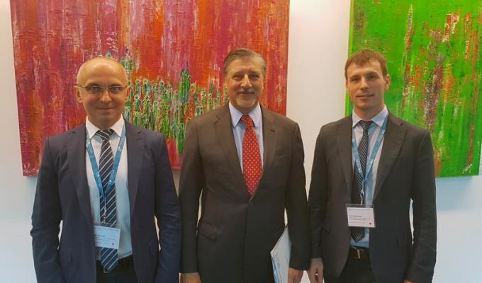 Голова Держенергоефективності презентував Генеральному директору IRENA плани переходу України на систему «зелених» аукціонів Голова Держенергоефективності презентував Генеральному директору IRENA плани переходу України на систему «зелених» аукціонів