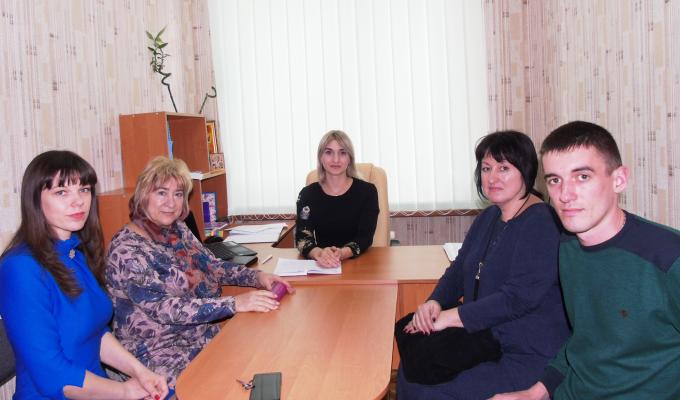 Делегація Станично-Луганської РДА відвідала Попаснянський районний центр надання соціальних послуг Делегація Станично-Луганської РДА відвідала Попаснянський районний центр надання соціальних послуг