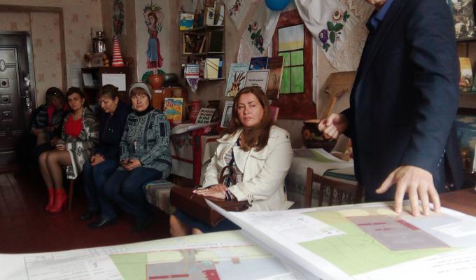 Для жителів Мирної Долини проведено презентацію проекту будівництва автостоянки з будівлями і спорудами Для жителів Мирної Долини проведено презентацію проекту будівництва автостоянки з будівлями і спорудами