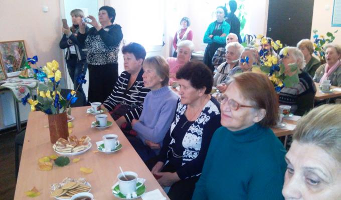 В Комунальній установі «Попаснянський територіальний центр соціального обслуговування» відзначили Міжнародний день людей похилого віку В Комунальній установі «Попаснянський територіальний центр соціального обслуговування» відзначили Міжнародний день людей похилого віку
