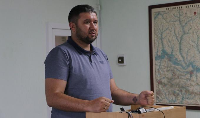 Голова Сєвєродонецької райдержадміністрації вручив подяки двом  поліцейським Попаснянського відділу поліції