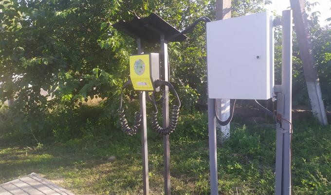 У Кремінній запрацювала перша в області муніципальна заправна станція для електрокарів У Кремінній запрацювала перша в області муніципальна заправна станція для електрокарів