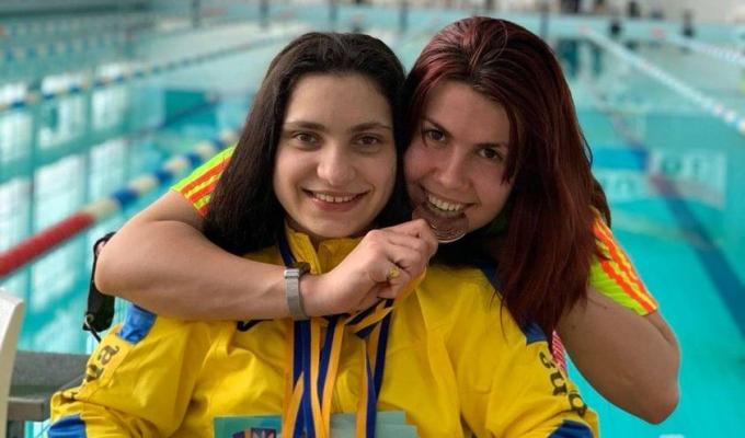 Плавчиня Ганна Поліщук та її тренерка Надія Можаєва стали лауреатами стипендії Президента Україн Плавчиня Ганна Поліщук та її тренерка Надія Можаєва стали лауреатами стипендії Президента Україн