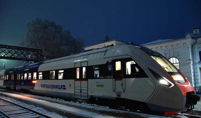 Відновлення серцебиття залізниці на Луганщині означатиме нашу повну Перемогу! Відновлення серцебиття залізниці на Луганщині означатиме нашу повну Перемогу!