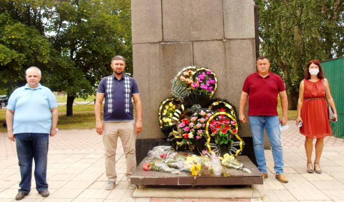 Попаснянщина вшанувала пам'ять жертв Другої світової війни Попаснянщина вшанувала пам'ять жертв Другої світової війни