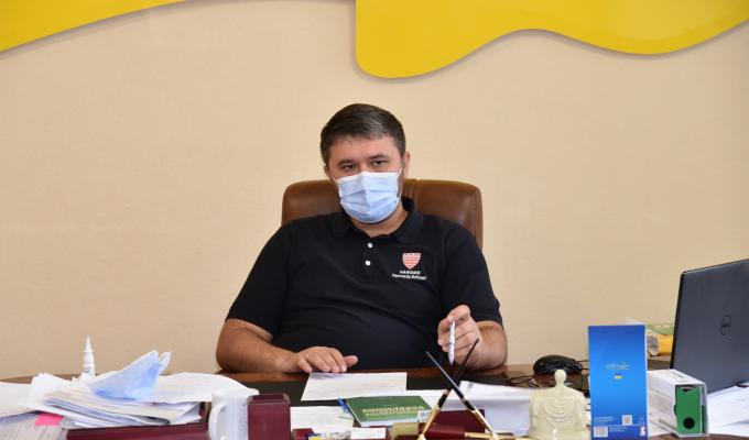 Роман Власенко обговорив з медиками подальшу роботу при «помаранчевому» рівні Роман Власенко обговорив з медиками подальшу роботу при «помаранчевому» рівні