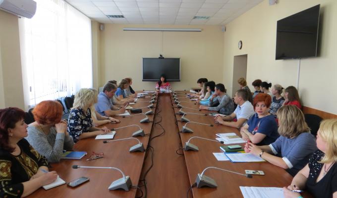 На колегії Державний архів Луганської області підведено підсумки контрольних перевірок архівних відділів На колегії Державний архів Луганської області підведено підсумки контрольних перевірок архівних відділів