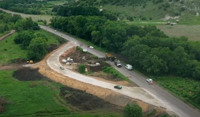 Велике будівництво: на дорозі Р-66 відбудовують три мости Велике будівництво: на дорозі Р-66 відбудовують три мости
