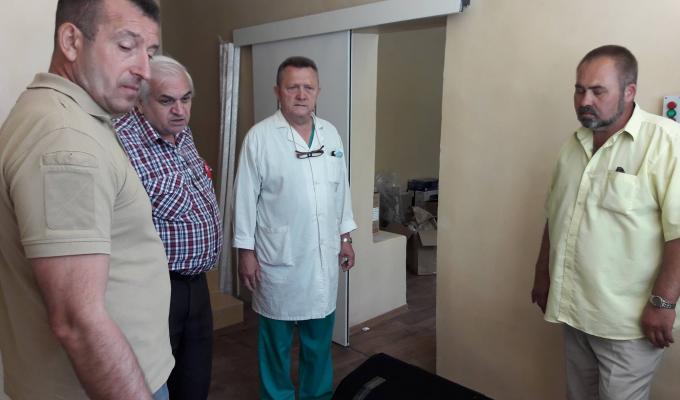 Сергій Шакун перевірив стан проведення капітальних ремонтів комунальної установи «Попаснянська центральна районна лікарня». Сергій Шакун перевірив стан проведення капітальних ремонтів комунальної установи «Попаснянська центральна районна лікарня».