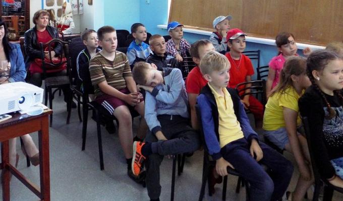 Для учнів пришкільних таборів краєзнавчий музей провів пізнавальні екскурсії