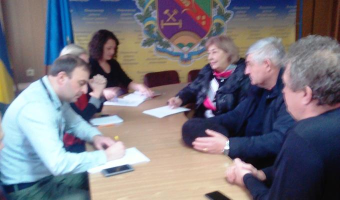 Обговорення питаннь, пов’язаних із розмінуванням земельних угідь на території Попаснянського району. Обговорення питаннь, пов’язаних із розмінуванням земельних угідь на території Попаснянського району.