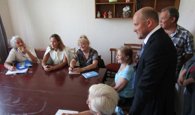 Луганську область відвідали Народні депутати з Верховної Ради України Луганську область відвідали Народні депутати з Верховної Ради України