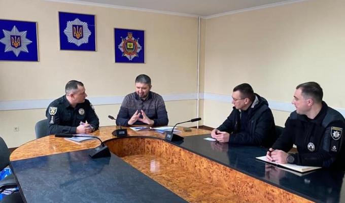 Сєвєродонецькою районною адміністрацією підписано угоду з інститутом імені Дидоренка Сєвєродонецькою районною адміністрацією підписано угоду з інститутом імені Дидоренка