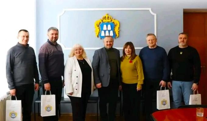 Представники двох районів Луганщини зустрілись із керівництвом Долинської громади, що на Прикарпатті