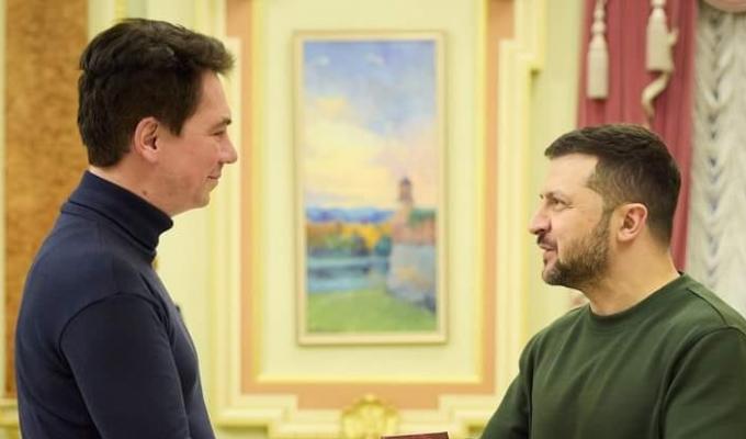Хірурга з Попасної нагороджено медаллю "За врятоване життя" Хірурга з Попасної нагороджено медаллю "За врятоване життя"