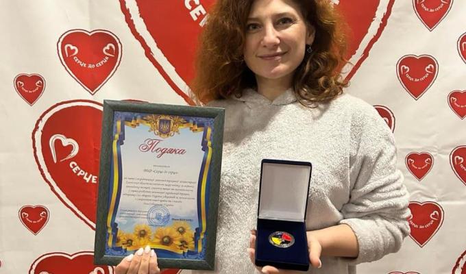 Подякою Сєвєродонецької райдержадміністрації відзначено двох благодійників, які надають допомогу нашим військовим Подякою Сєвєродонецької райдержадміністрації відзначено двох благодійників, які надають допомогу нашим військовим