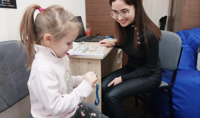 У Франківському гуманітарному хабі на постійній основі почав працювати вчитель-логопед У Франківському гуманітарному хабі на постійній основі почав працювати вчитель-логопед