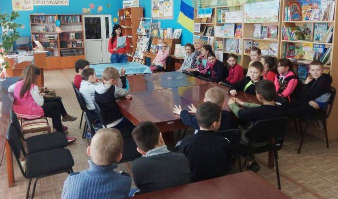 У дитячій бібліотеці – філії Попаснянської районної центральної бібліотечної системи відбувся тематичний захід до Всесвітнього Дня Землі. У дитячій бібліотеці – філії Попаснянської районної центральної бібліотечної системи відбувся тематичний захід до Всесвітнього Дня Землі.