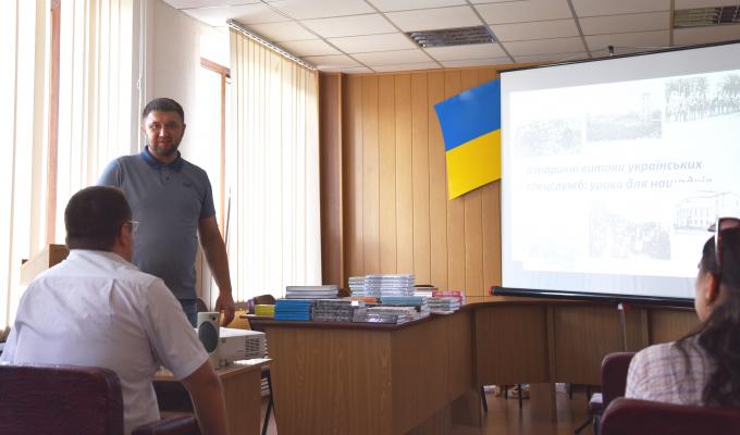На Попаснянщину завітали представники громадської організації «Українська Ініціатива» На Попаснянщину завітали представники громадської організації «Українська Ініціатива»
