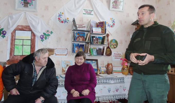 Очільник району презентував районний план регіонального розвитку Попаснянщини на виїзному прийомі громадян у Мирній Долині Очільник району презентував районний план регіонального розвитку Попаснянщини на виїзному прийомі громадян у Мирній Долині