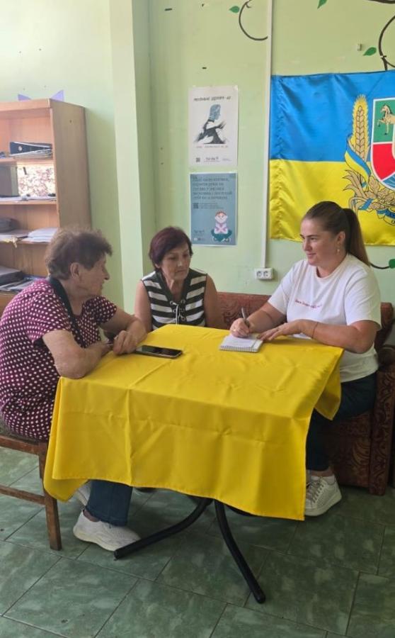 Катерина Колесникова провела прийом громадян в обласному гуманітарному хабі «Луганщина моя» в Ужгороді