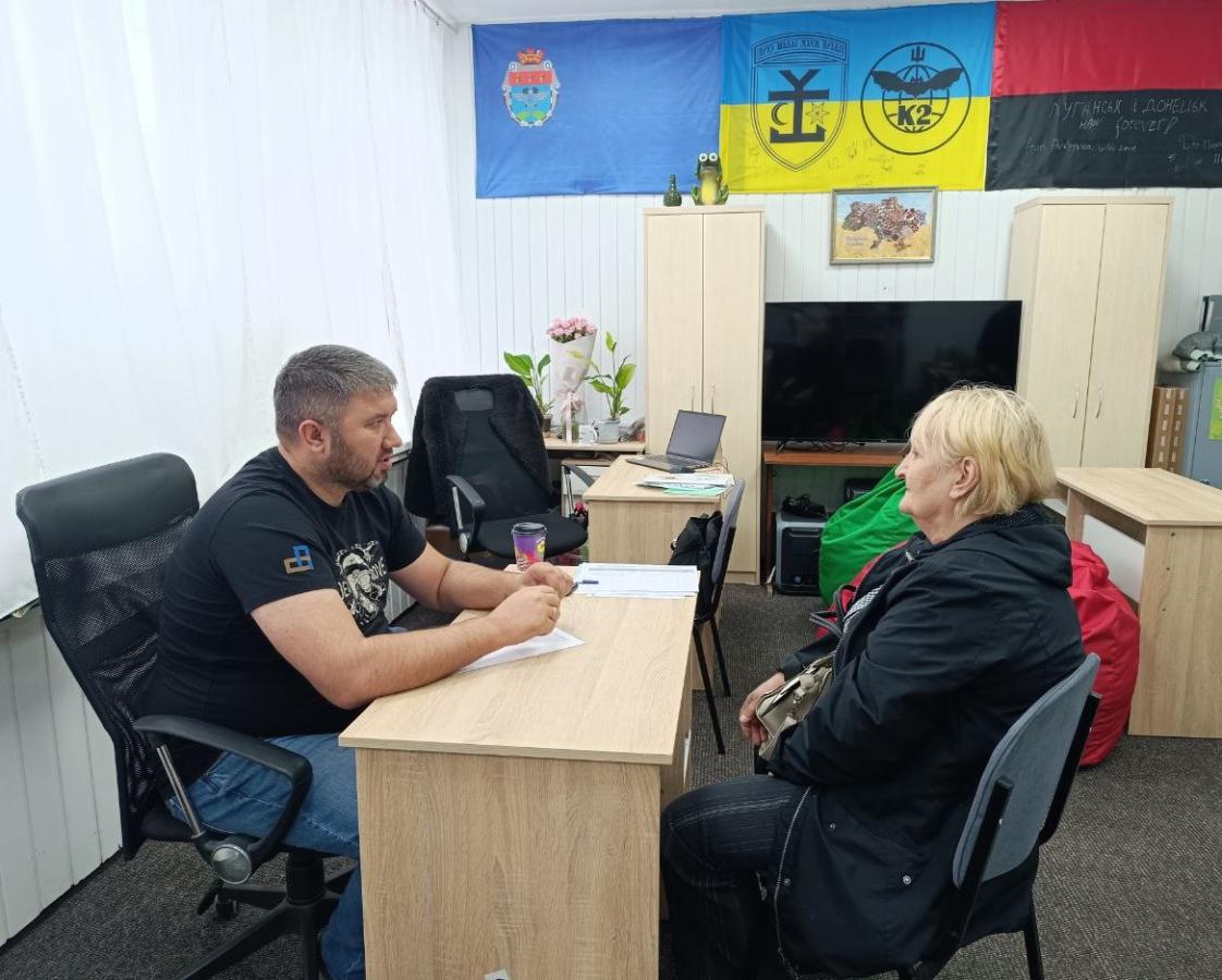 Сьогодні голова Сіверськодонецької РДА провів прийом громадян у Координаційному центрі надання допомоги внутрішньо переміщеним особам з Луганщини в Івано-Франківській області