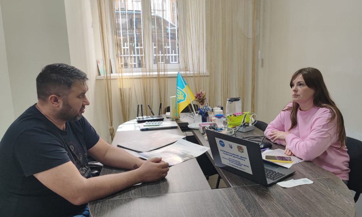 Голова Сіверськодонецької районної адміністрації відвідав Чернівецький гуманітарний хаб