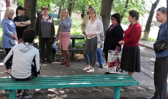 Відбулось виїзне засідання робочої групи з питань неналежного документування учнів закладів освіти Попаснянського району Відбулось виїзне засідання робочої групи з питань неналежного документування учнів закладів освіти Попаснянського району