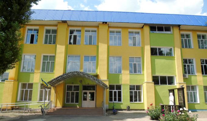 В Попаснянському районі всі освітні заклади готові до нового навчального року В Попаснянському районі всі освітні заклади готові до нового навчального року