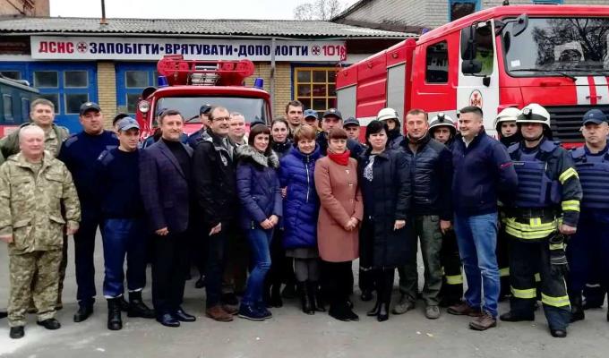 Латвійська делегація відвідала Попаснянський районний відділок поліції та міжміський відділ ГУ ДСНС Латвійська делегація відвідала Попаснянський районний відділок поліції та міжміський відділ ГУ ДСНС