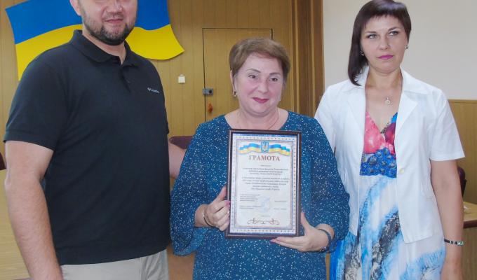 Кращих державних службовців Попаснянської райдержадміністрації відзначили Почесними грамотами з нагоди професійного свята Кращих державних службовців Попаснянської райдержадміністрації відзначили Почесними грамотами з нагоди професійного свята