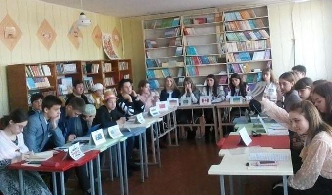 Старшокласники Попаснянського району вже втретє прийняли участь у рольовій грі «Модель ООН». Старшокласники Попаснянського району вже втретє прийняли участь у рольовій грі «Модель ООН».